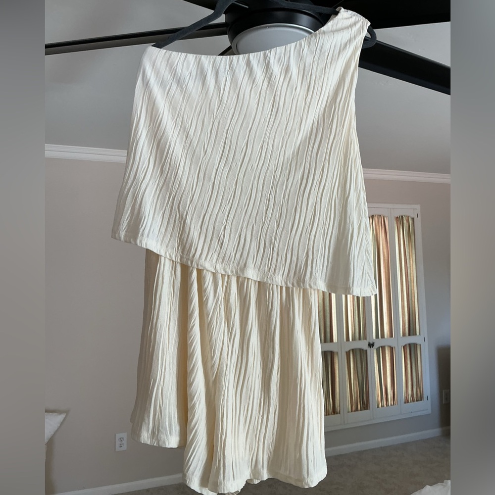 Gilli Cream one shoulder romper